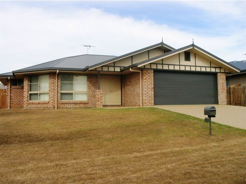 23 Seonaid Place, Gracemere QLD 4702