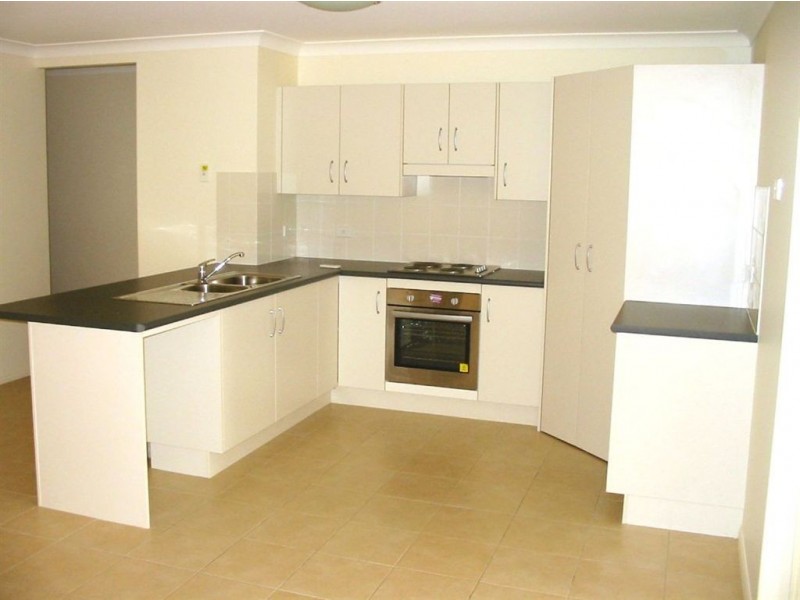 23 Seonaid Place, Gracemere QLD 4702