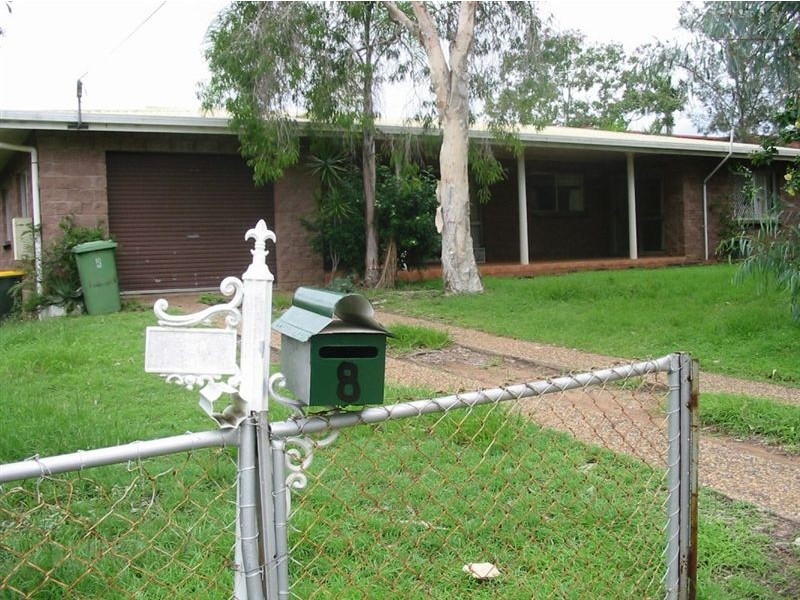 8 Sydney King Close, Gracemere QLD 4702