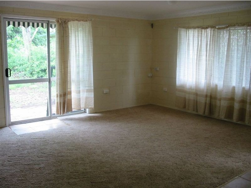 8 Sydney King Close, Gracemere QLD 4702