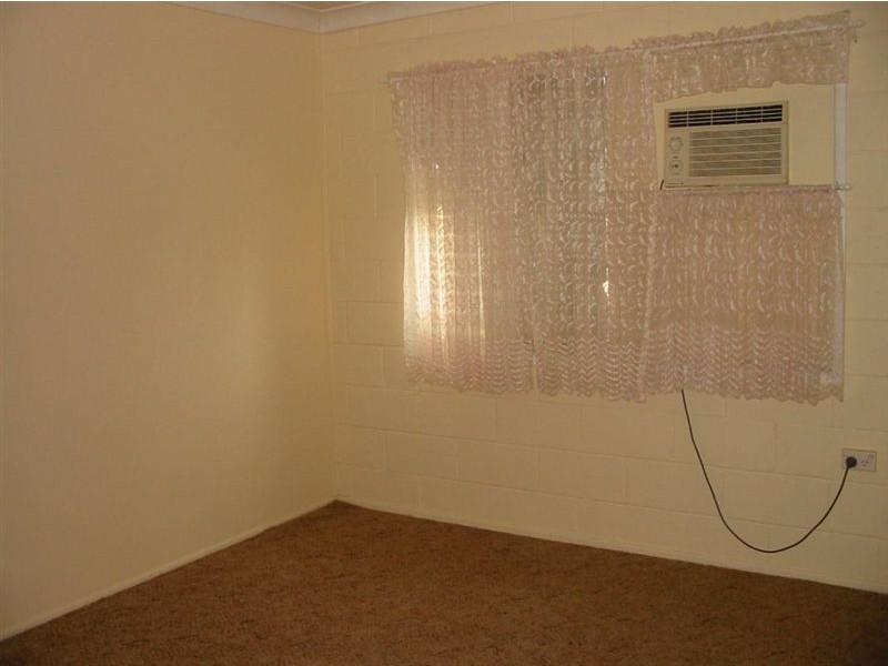 8 Sydney King Close, Gracemere QLD 4702