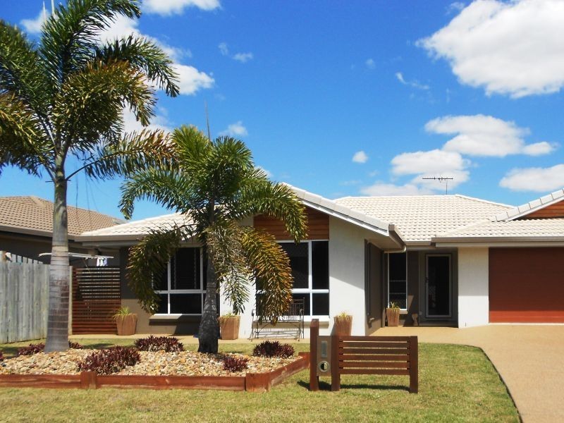 64 Corella Drive, Gracemere QLD 4702
