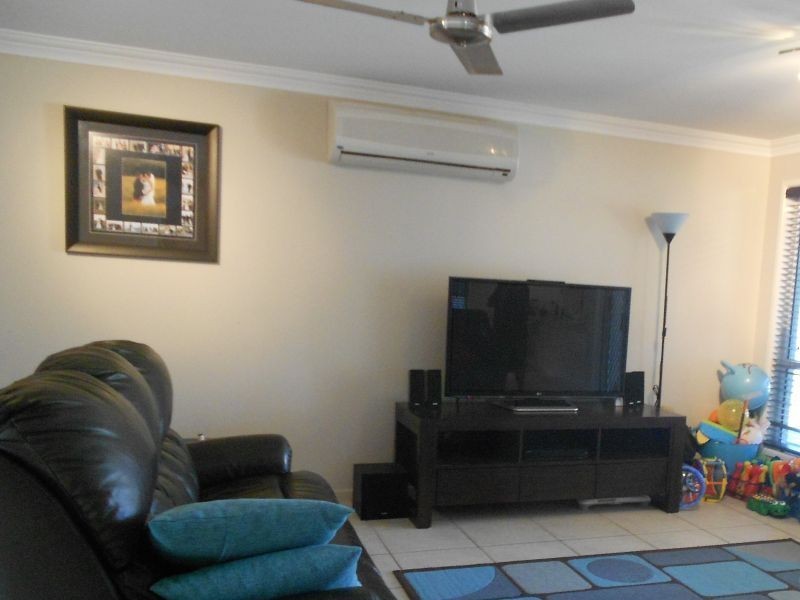 64 Corella Drive, Gracemere QLD 4702