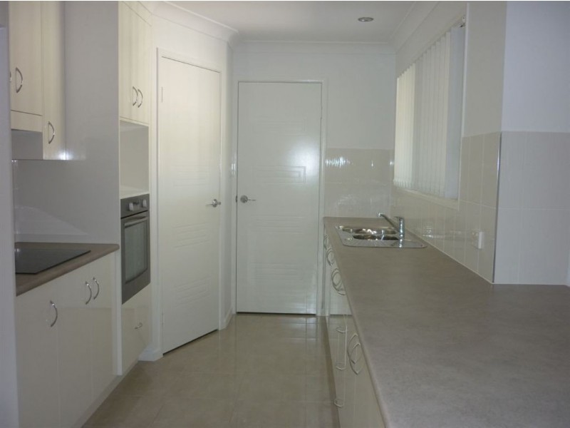 76 Corella Drive, Gracemere QLD 4702