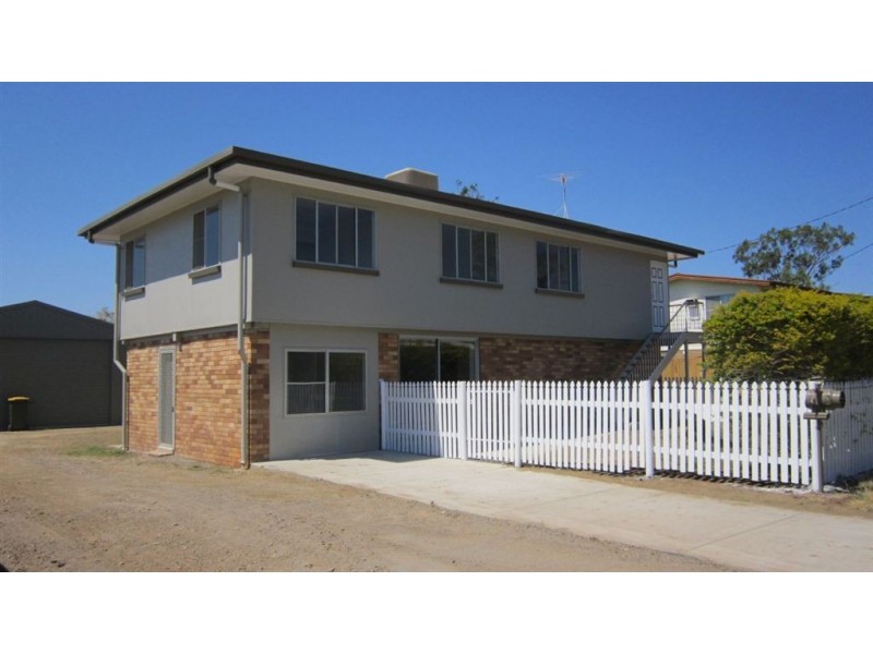 4 Cassar Street, Gracemere QLD 4702