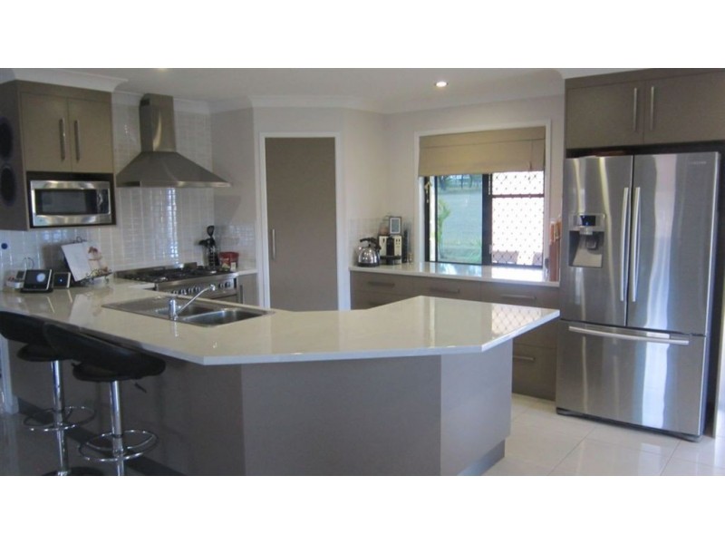 99 Washpool Rd, Gracemere QLD 4702