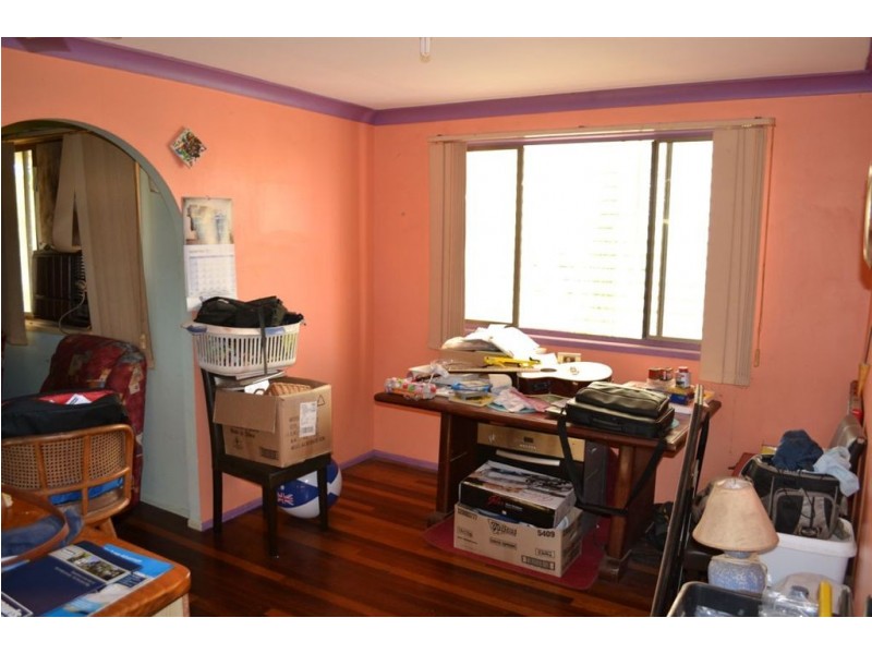 6 LAWRENCE CRESCENT, Gracemere QLD 4702