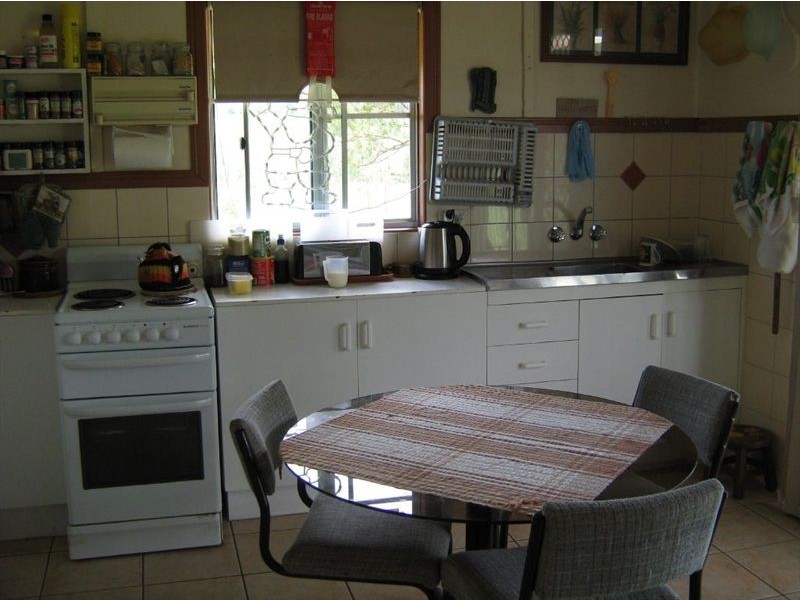 6 Waynes Lane, Bouldercombe QLD 4702