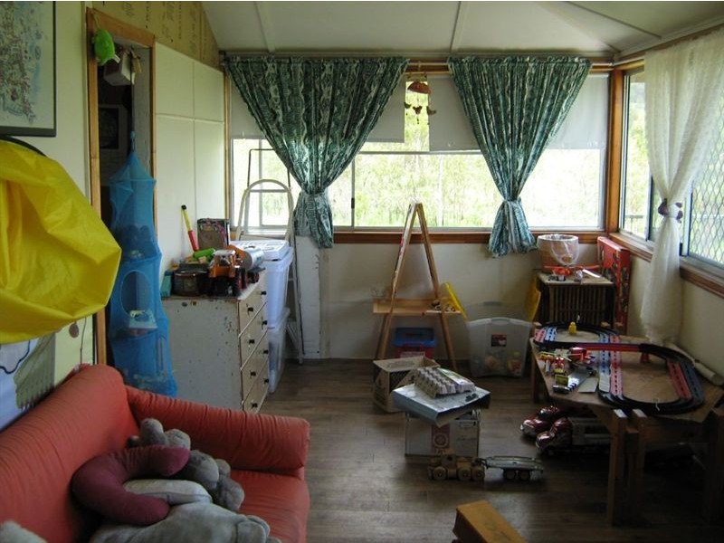 6 Waynes Lane, Bouldercombe QLD 4702