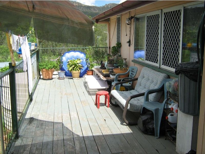 6 Waynes Lane, Bouldercombe QLD 4702