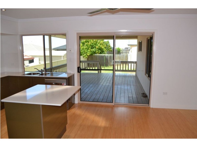 25 MAMALIS STREET, Gracemere QLD 4702