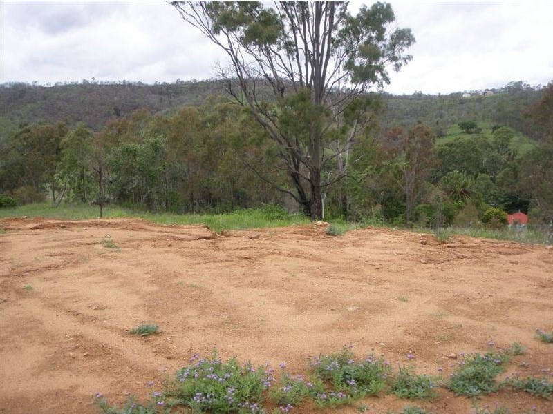 12 McHugh Road, Mount Morgan QLD 4714