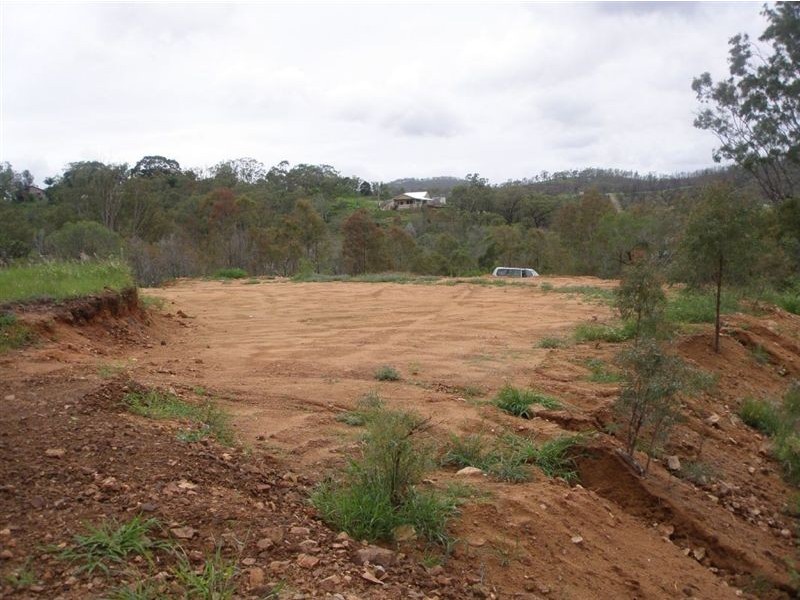 12 McHugh Road, Mount Morgan QLD 4714