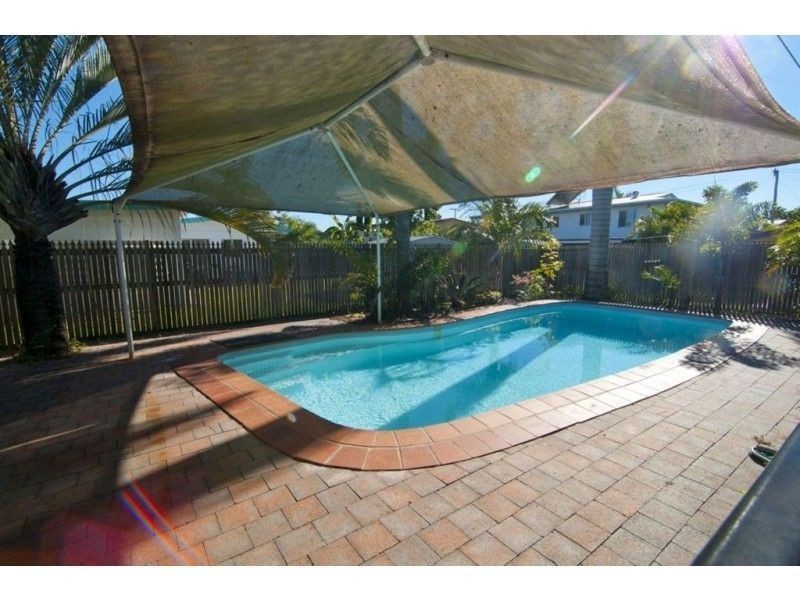 28 Cahill Street, Kawana QLD 4701