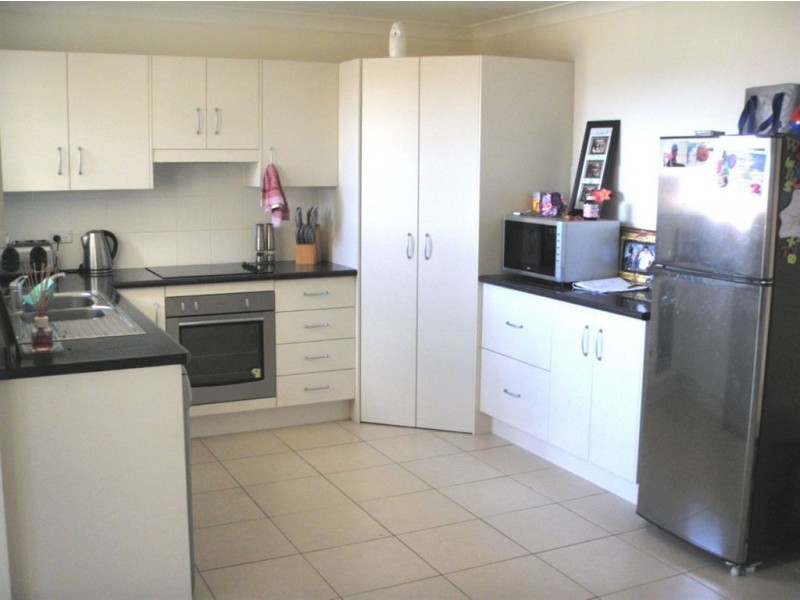 54 Lucas Street, Gracemere QLD 4702