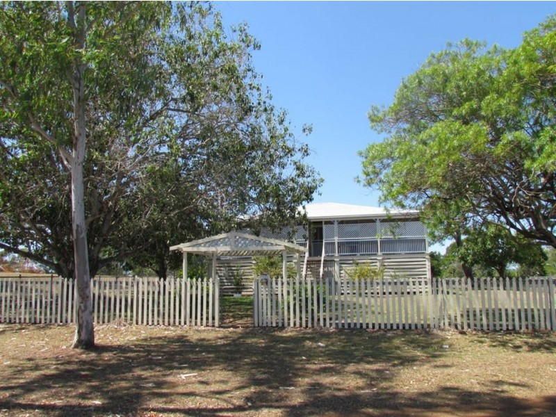 1 OSHANESY ST, Gracemere QLD 4702