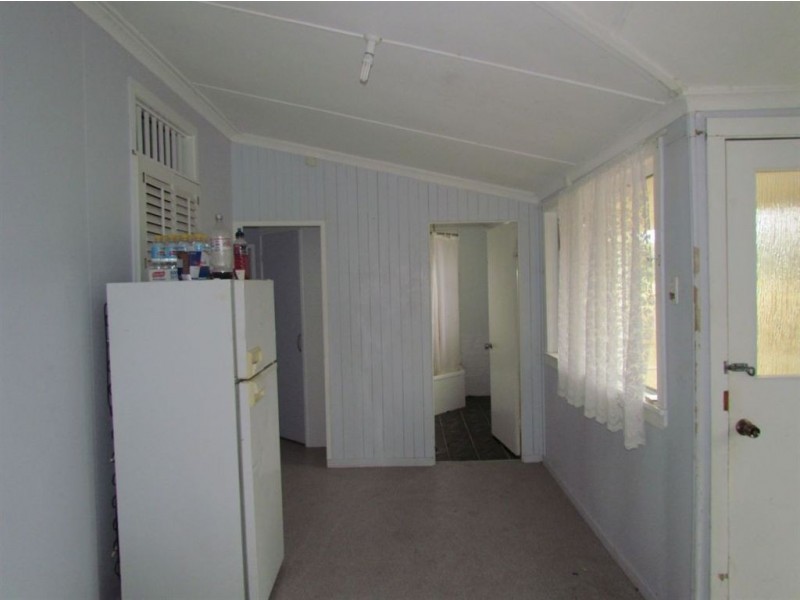 1 OSHANESY ST, Gracemere QLD 4702