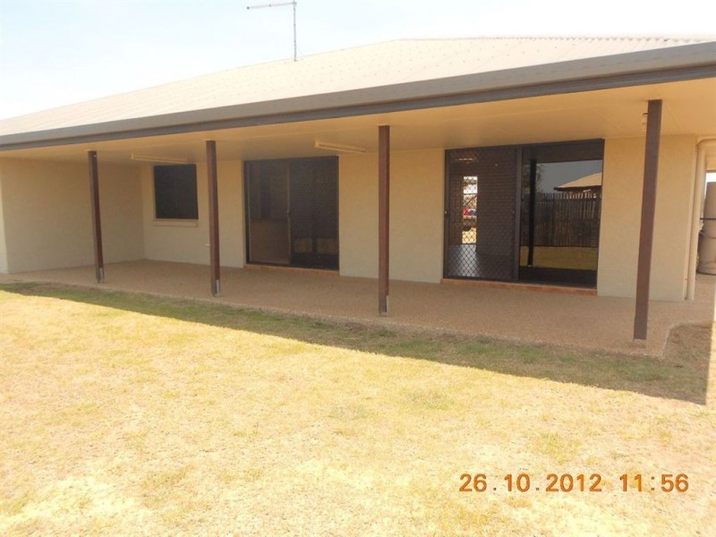 12 Sturt crt, Gracemere QLD 4702