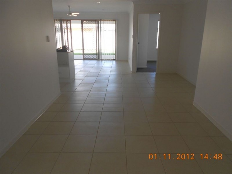 13 Premier Crt, Gracemere QLD 4702