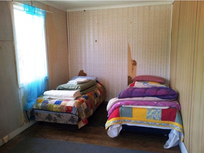 82 River Street, Mount Morgan QLD 4714