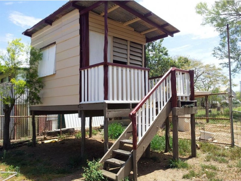 5 Liechhardt Hwy, Wowan QLD 4702