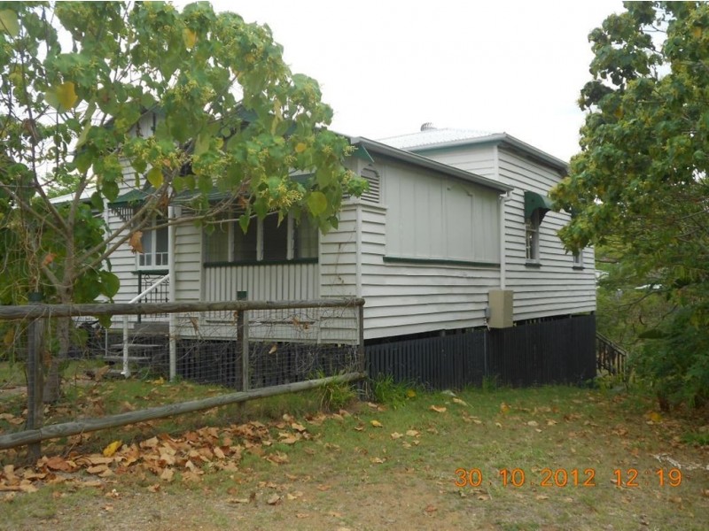 42 Gordon street, Mount Morgan QLD 4714