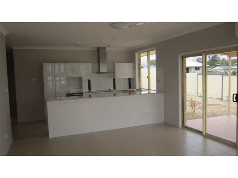 1/10 Eveline Street, Gracemere QLD 4702