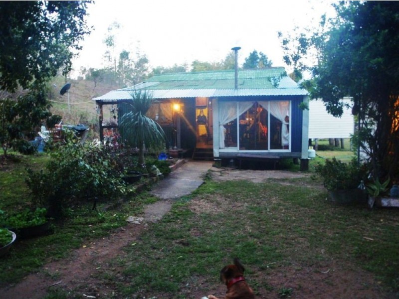 14-16 Crossley Street, Mount Morgan QLD 4714