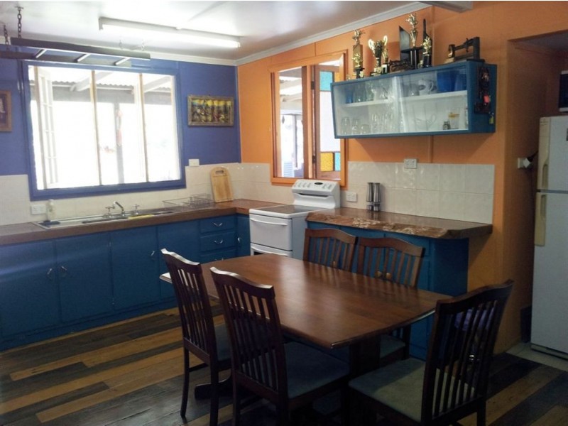 2 Porters Road, Mount Morgan QLD 4714