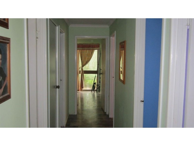 39 Isabella Street, Stanwell QLD 4702