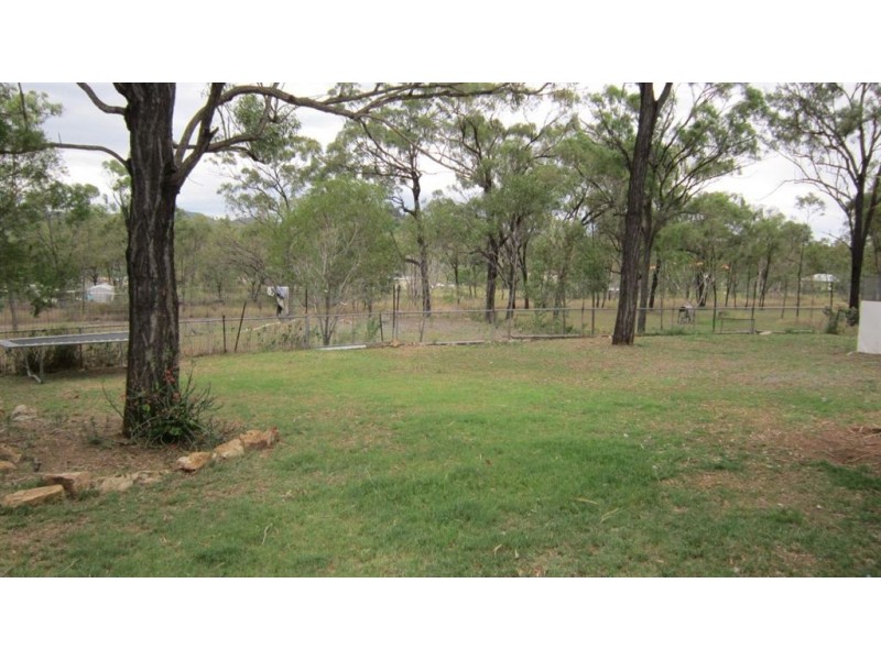 39 Isabella Street, Stanwell QLD 4702