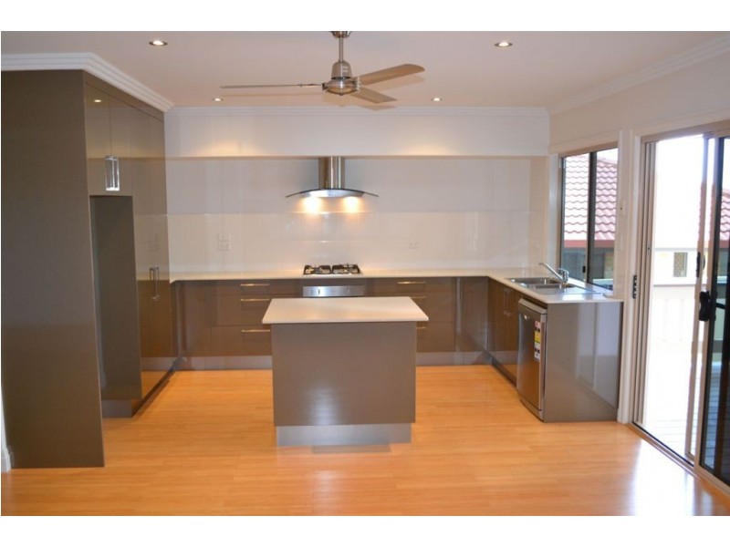 25 MAMALIS STREET, Gracemere QLD 4702