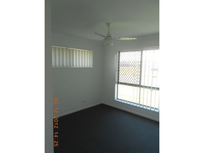 33 Anna Meares Ave, Gracemere QLD 4702