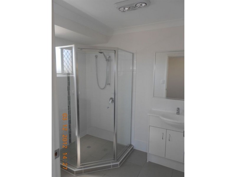 33 Anna Meares Ave, Gracemere QLD 4702