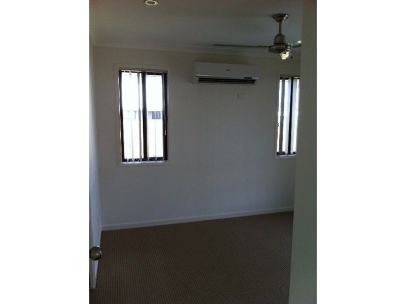 3 Marc Crescent, Gracemere QLD 4702