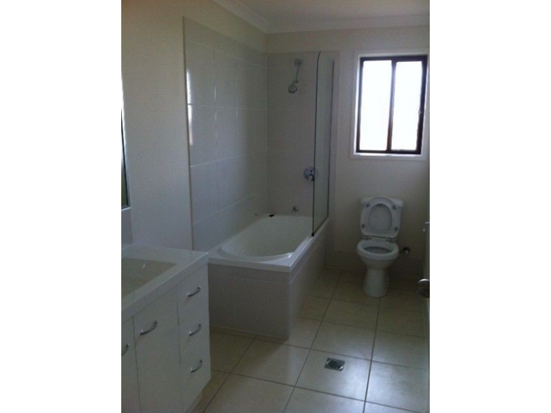 3 Marc Crescent, Gracemere QLD 4702