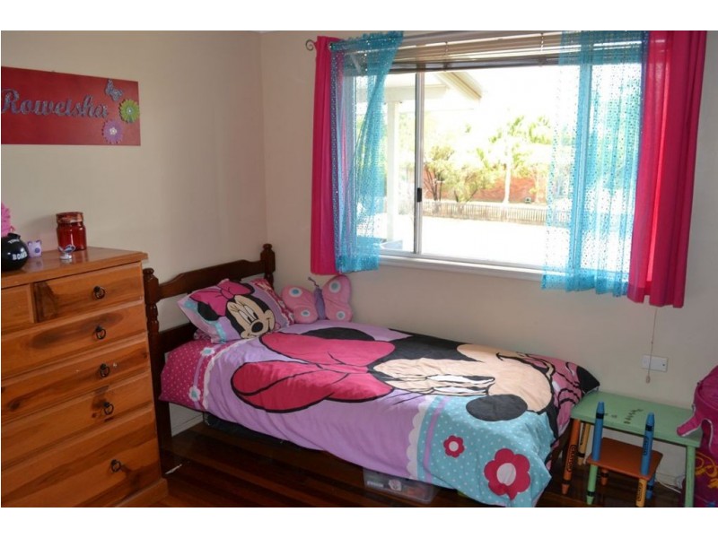 22 Buxton Drive, Gracemere QLD 4702
