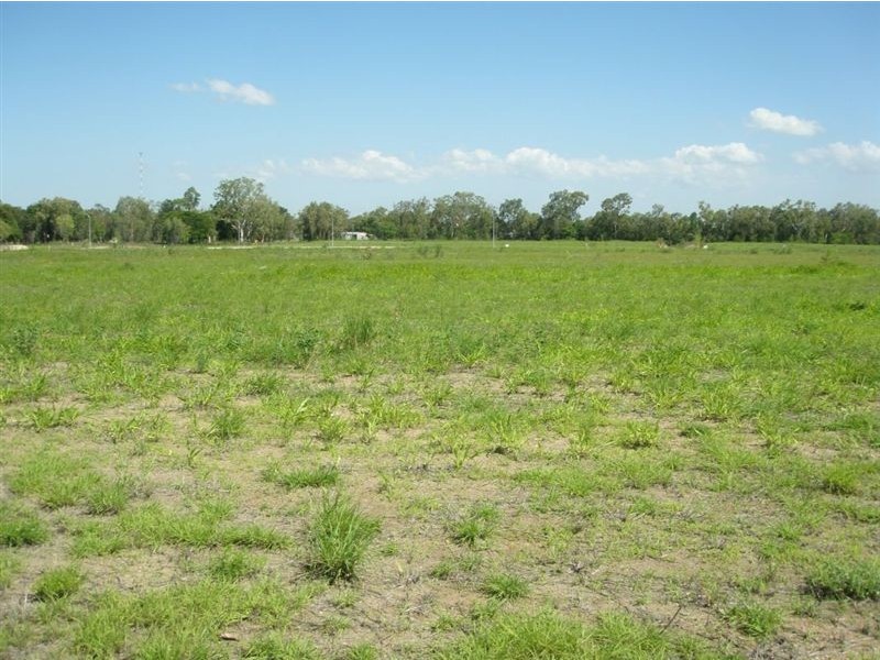 9 Somerset Rd, Gracemere QLD 4702