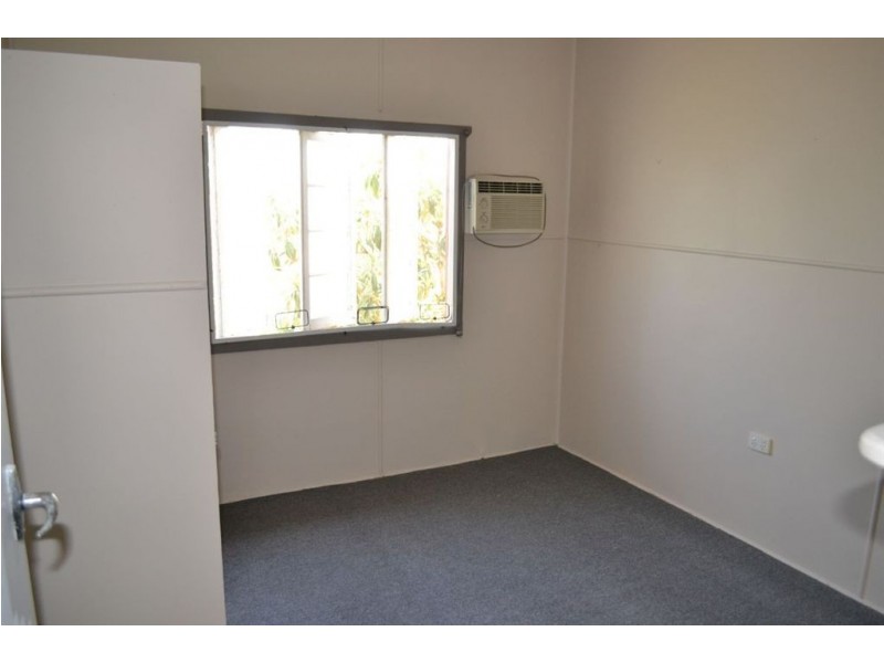 1 Gowdie Street, Mount Morgan QLD 4714