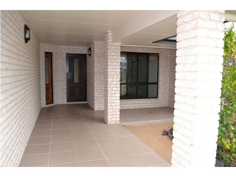 6 Davies cres, Gracemere QLD 4702