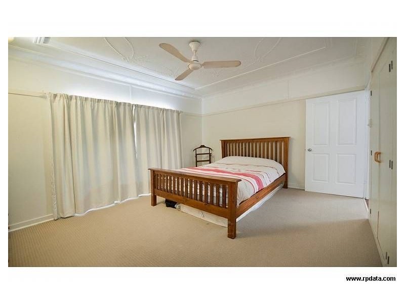 305 East st, Rockhampton City QLD 4700