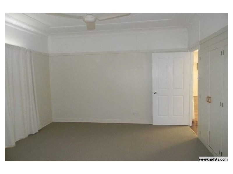 305 East st, Rockhampton City QLD 4700