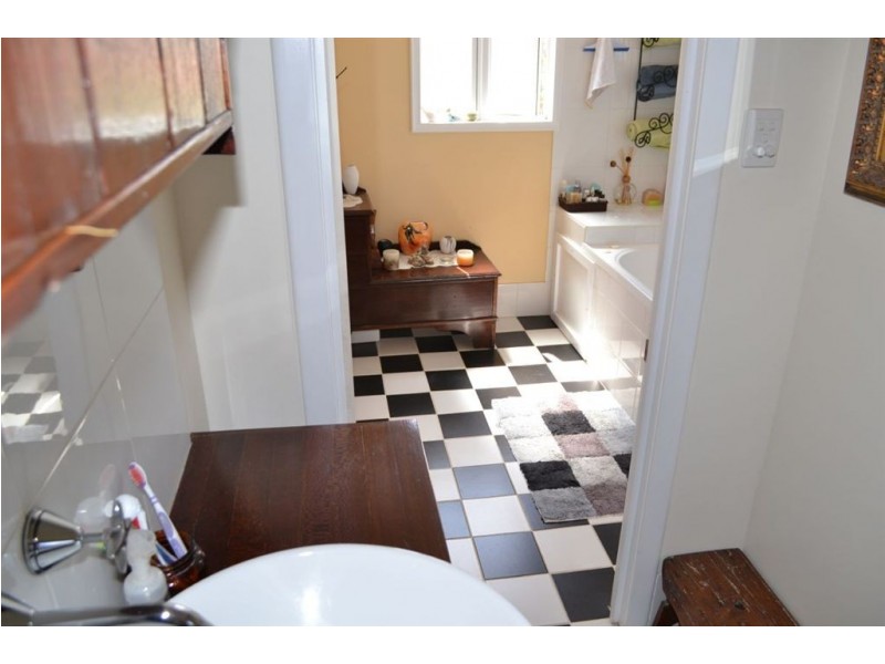 25 Webb Road, Bouldercombe QLD 4702