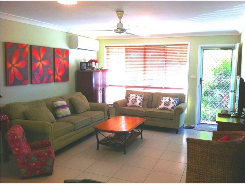 1/9 Nerang Close, Kawana QLD 4701