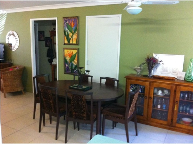 1/9 Nerang Close, Kawana QLD 4701