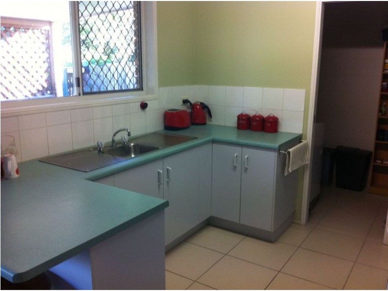 1/9 Nerang Close, Kawana QLD 4701