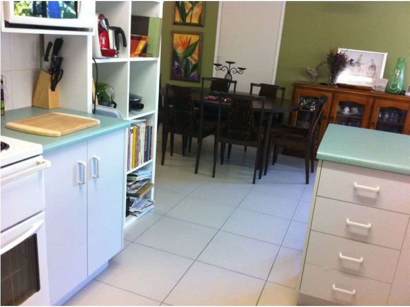 1/9 Nerang Close, Kawana QLD 4701