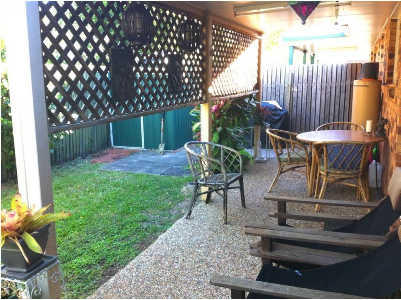 1/9 Nerang Close, Kawana QLD 4701