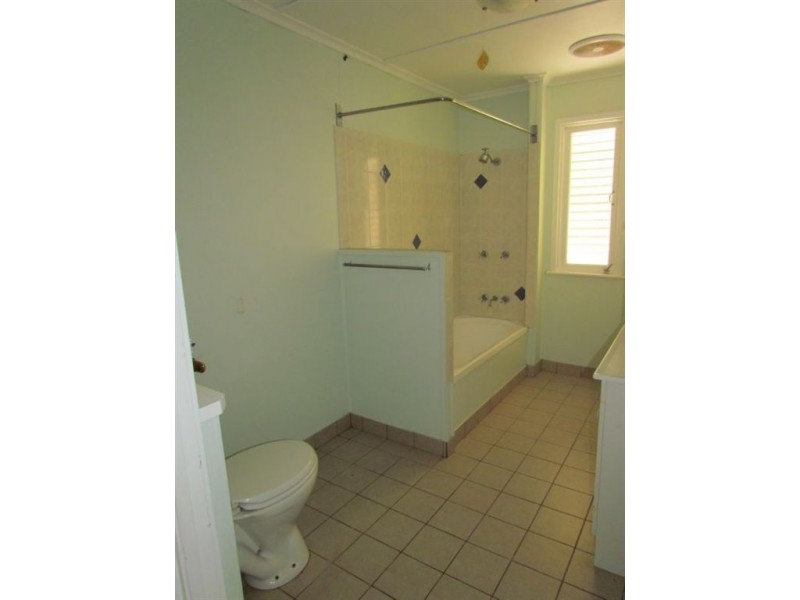 297 Diplock St, Berserker QLD 4701