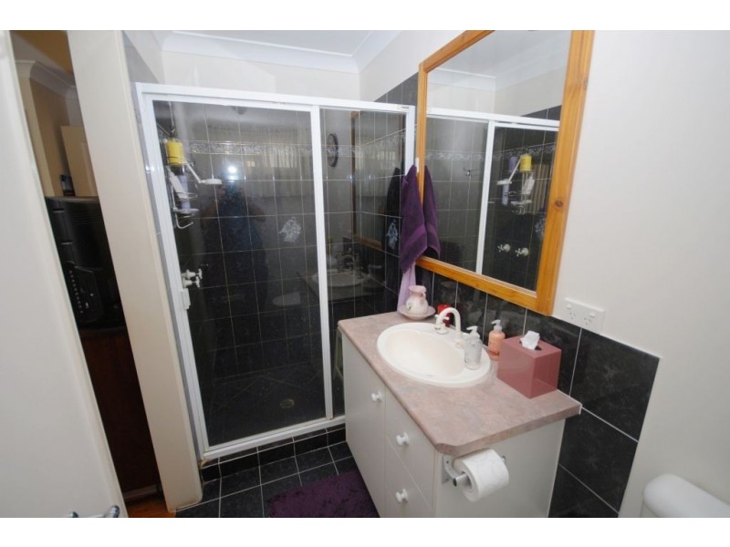 5 Crayke Court, Pacific Heights QLD 4703